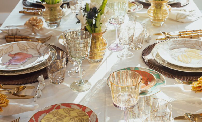 O espaço terá parceria com designers locais para criar diferentes ambientações no período